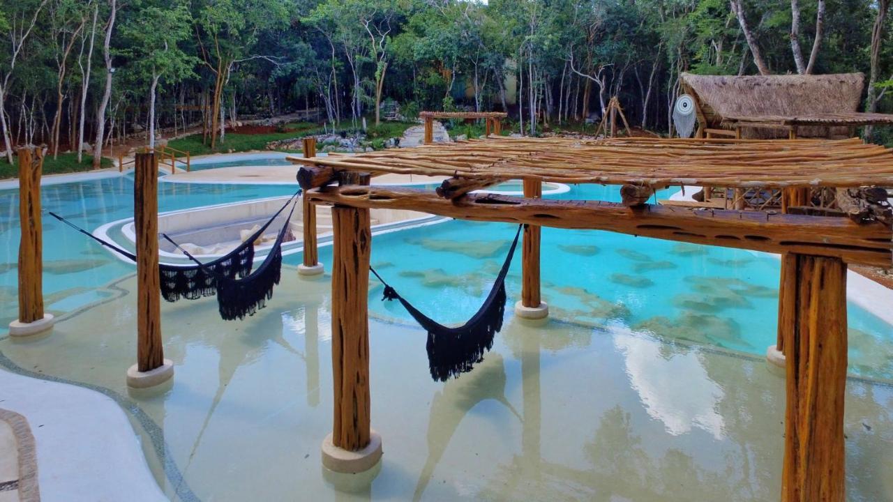 Hotel Okaan Chichén-Itzá エクステリア 写真